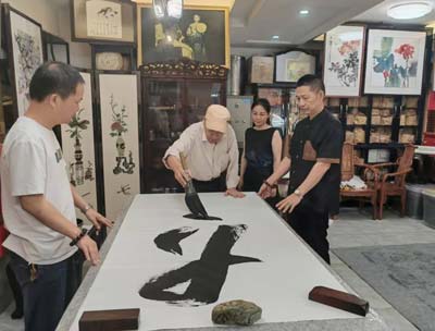 1756960789833117.jpg 3.jpg