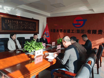 1761965509379986.gif 44.gif